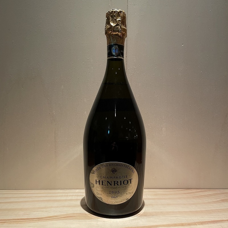 HENRIOT シャンパン アンリオ・アンシャンテルール 2000 - ワイン
